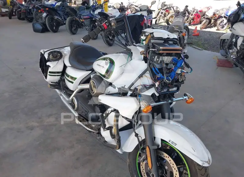 2016 Kawasaki VN1700 photo