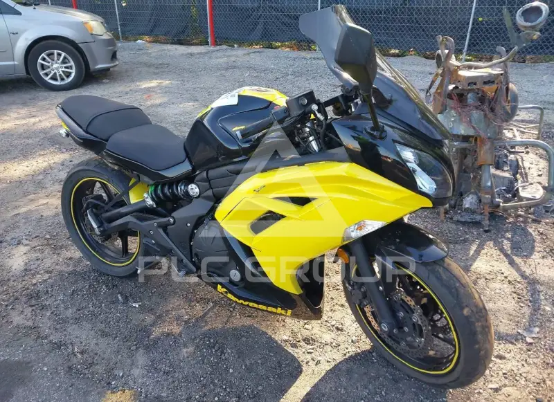 2016 Kawasaki EX650 фото