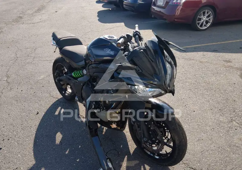 2016 Kawasaki EX650 фото