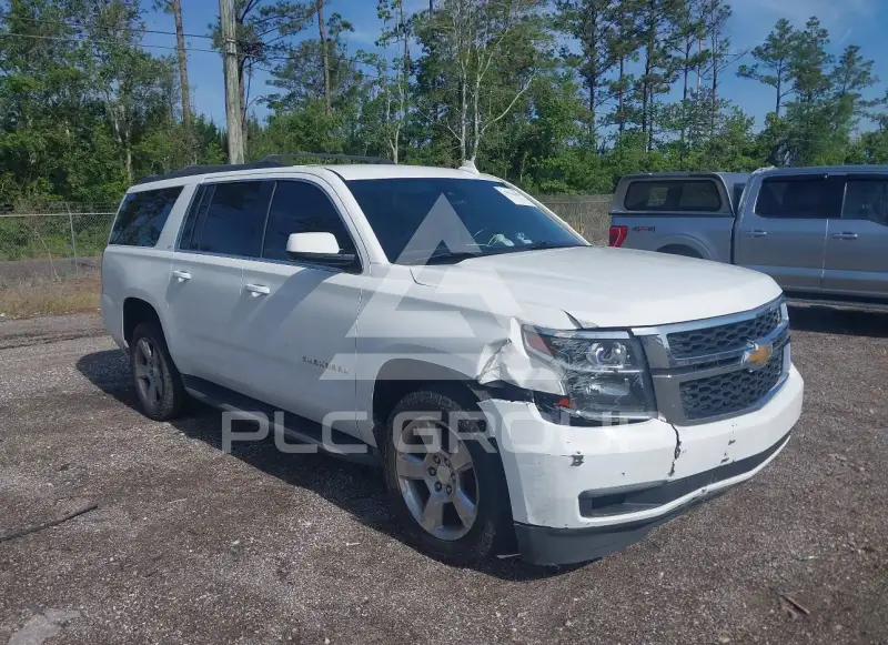 2016 Chevrolet Suburan photo
