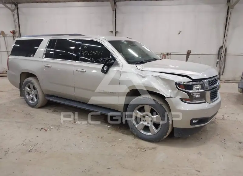 2016 Chevrolet Suburan photo