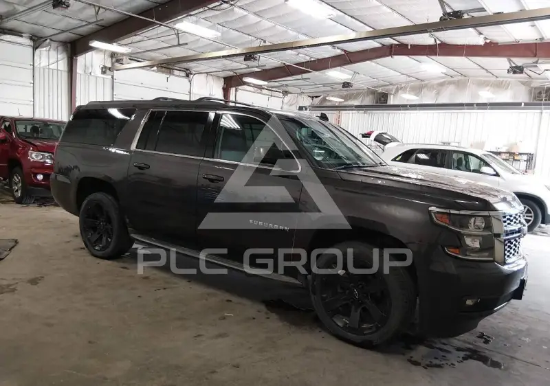 2016 Chevrolet Suburan photo