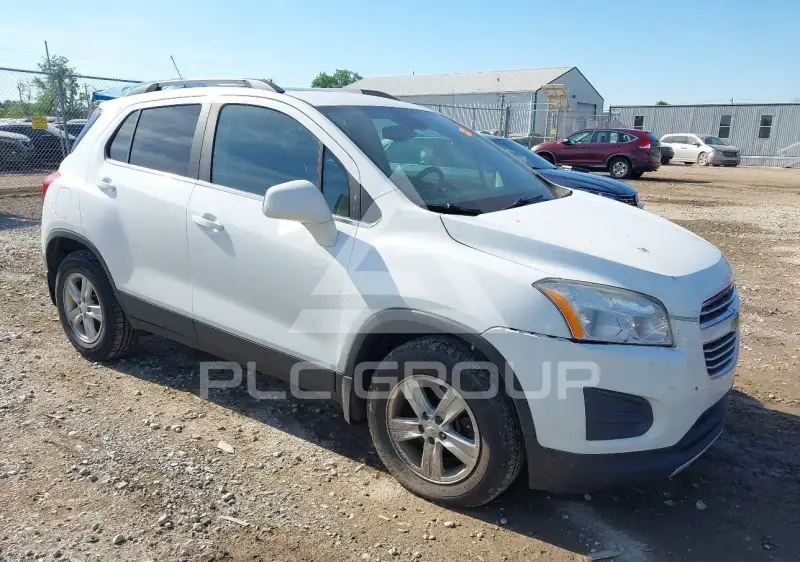 2016 Chevrolet TRAX photo
