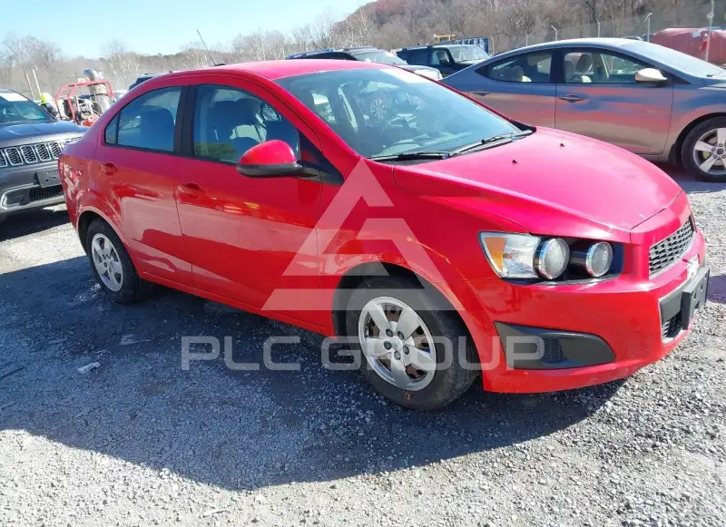 2016 Chevrolet Sonic фото