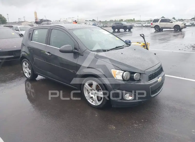 2016 Chevrolet Sonic photo