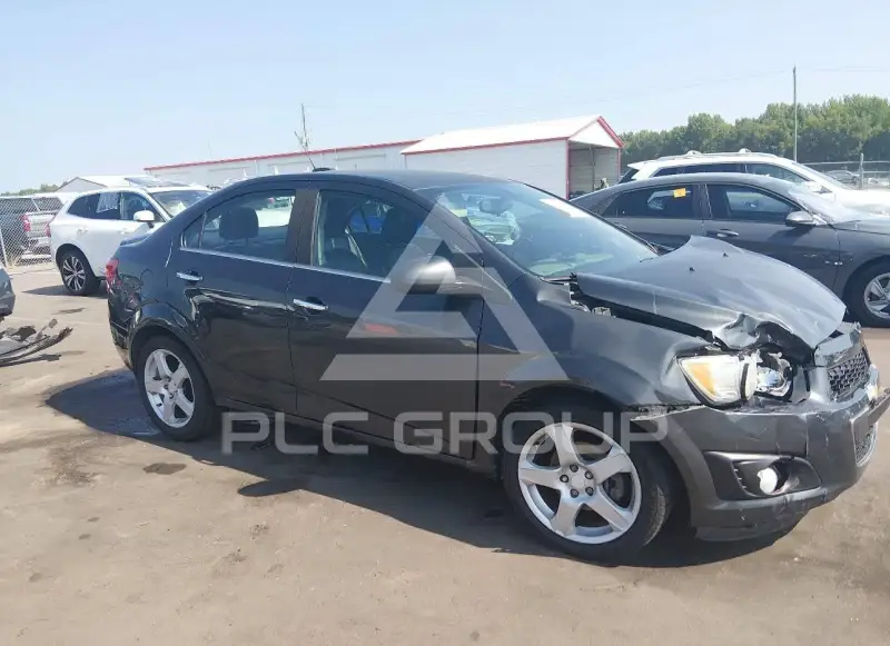 2016 Chevrolet Sonic фото