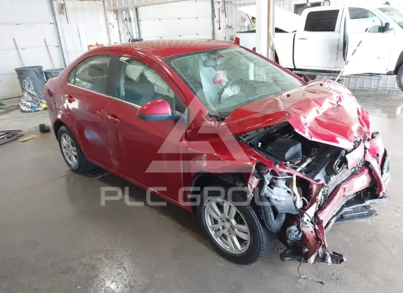 2016 Chevrolet Sonic фото