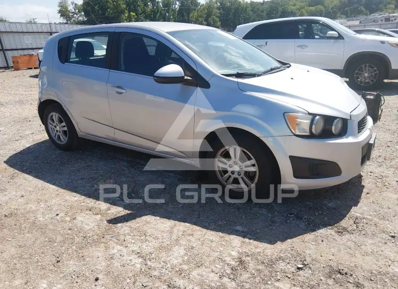 2016 Chevrolet Sonic photo
