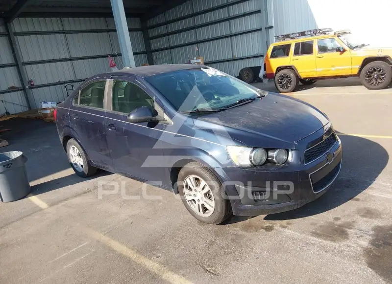 2016 Chevrolet Sonic фото
