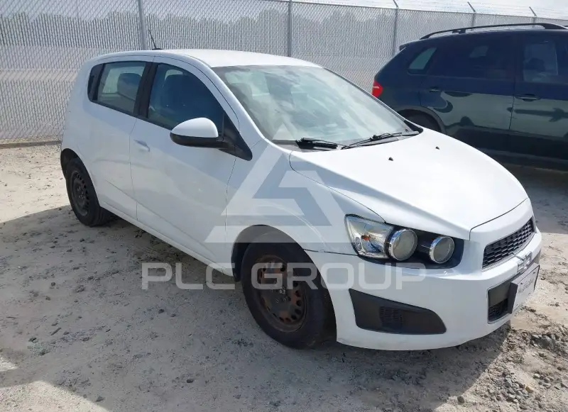 2016 Chevrolet Sonic photo
