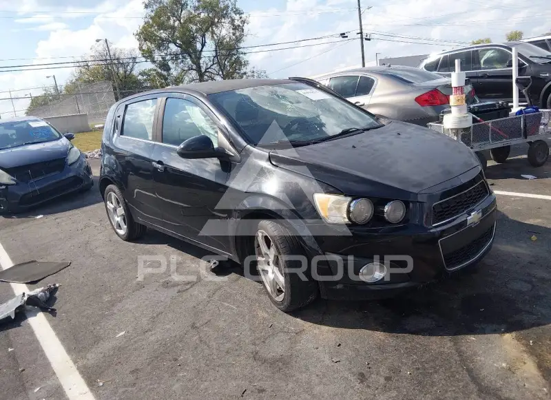 2016 Chevrolet Sonic photo