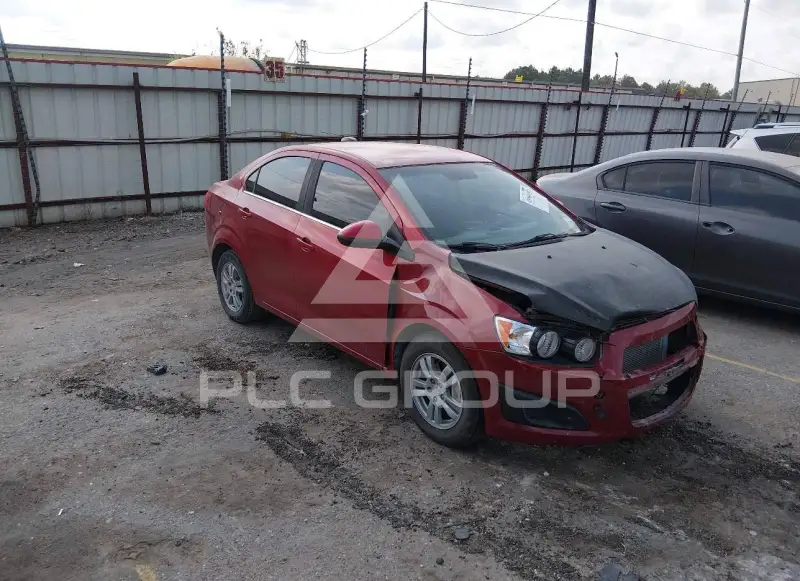 2016 Chevrolet Sonic фото