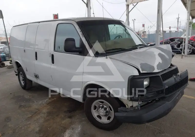 2016 Chevrolet Express фото