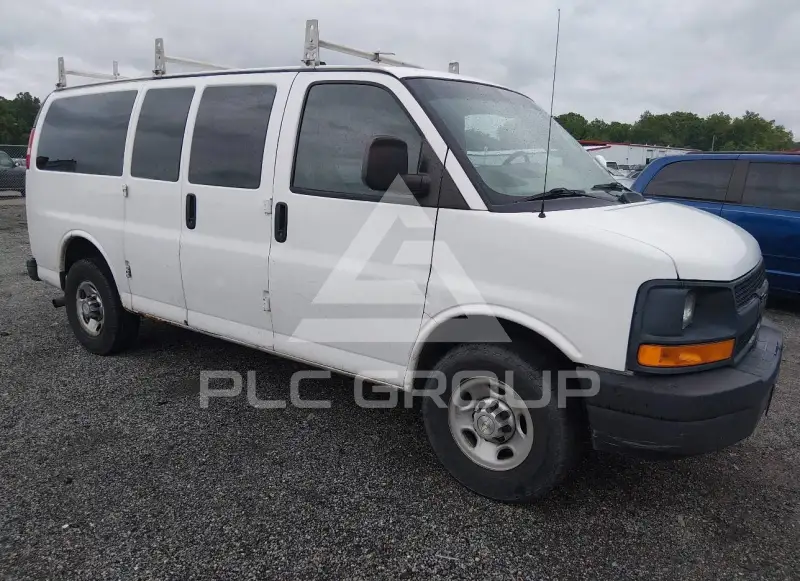 2016 Chevrolet Express фото