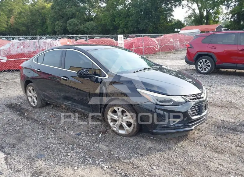 2016 Chevrolet Cruze photo