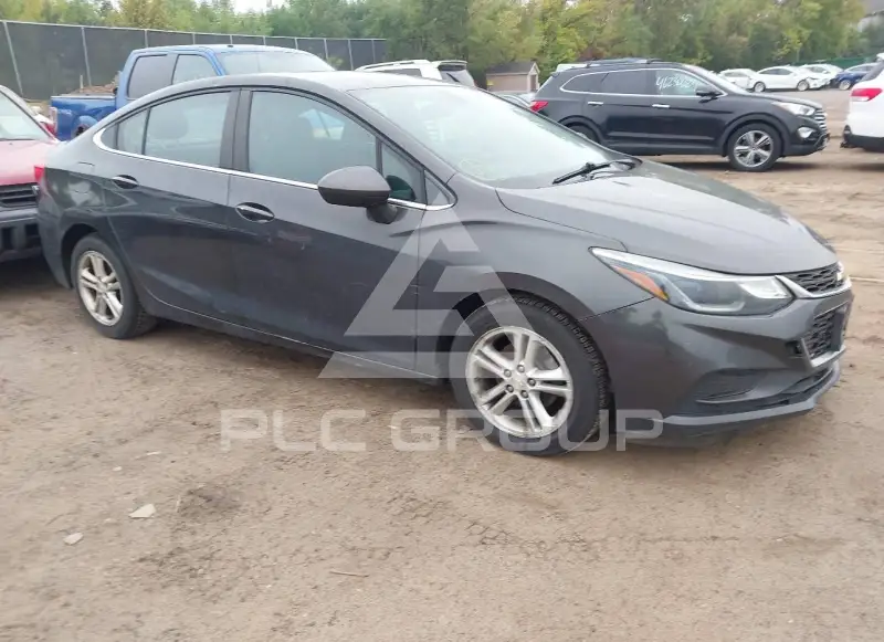 2016 Chevrolet Cruze photo