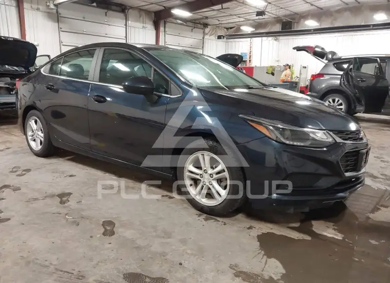 2016 Chevrolet Cruze photo