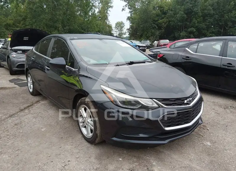 2016 Chevrolet Cruze photo