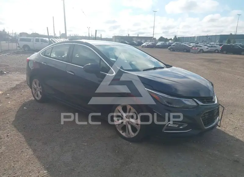 2016 Chevrolet Cruze photo