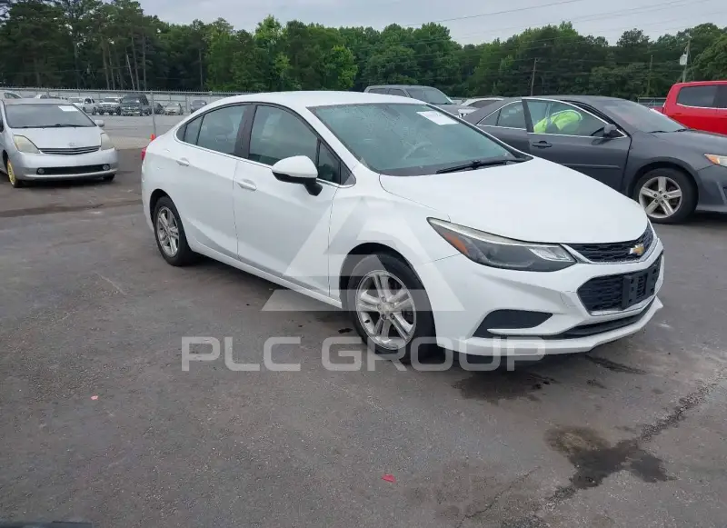 2016 Chevrolet Cruze photo