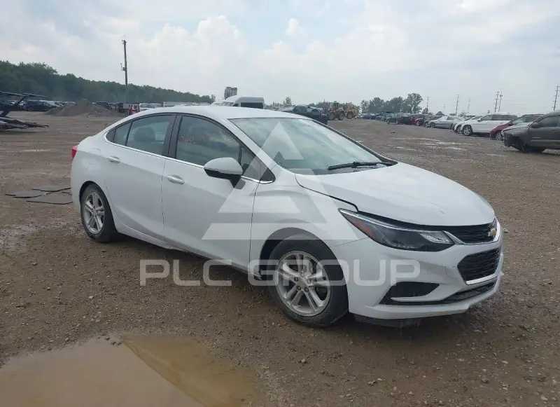 2016 Chevrolet Cruze photo