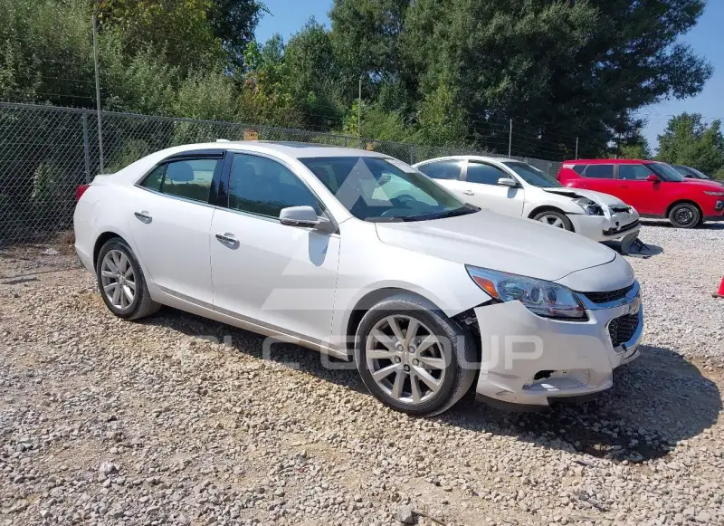 2016 Chevrolet Malibu photo