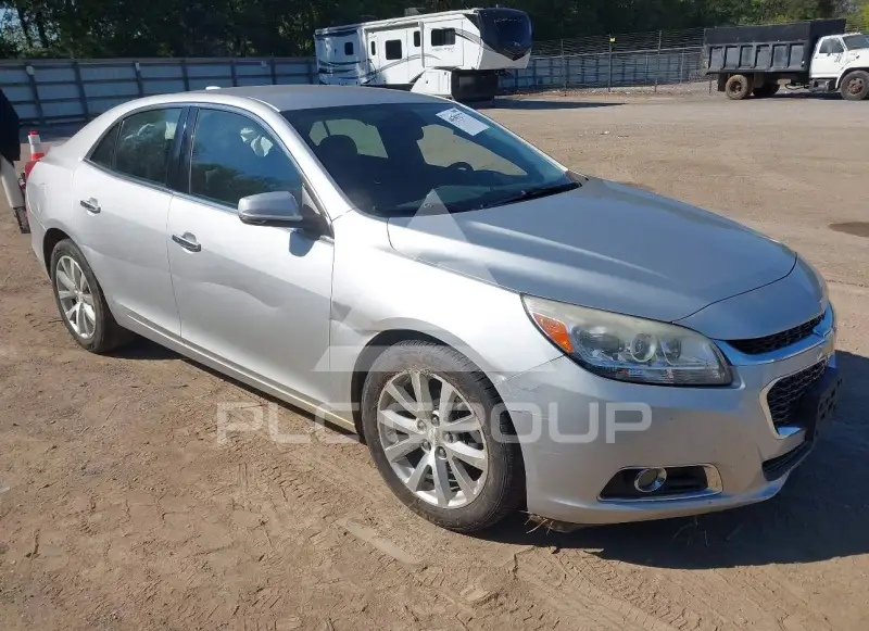 2016 Chevrolet Malibu photo