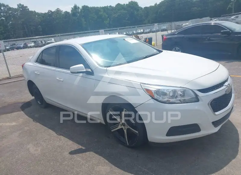 2016 Chevrolet Malibu photo