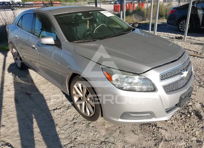 2016 Chevrolet Malibu photo