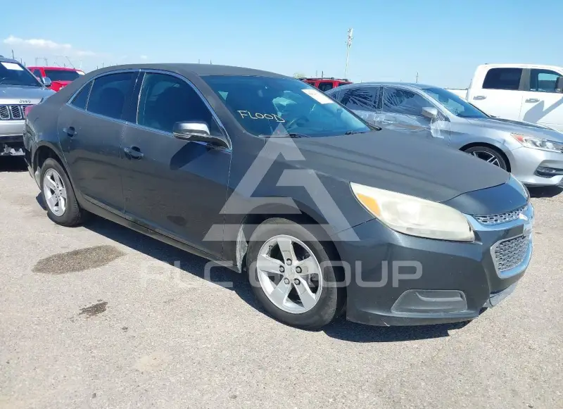 2016 Chevrolet Malibu photo