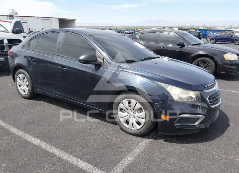 2016 Chevrolet Cruze photo