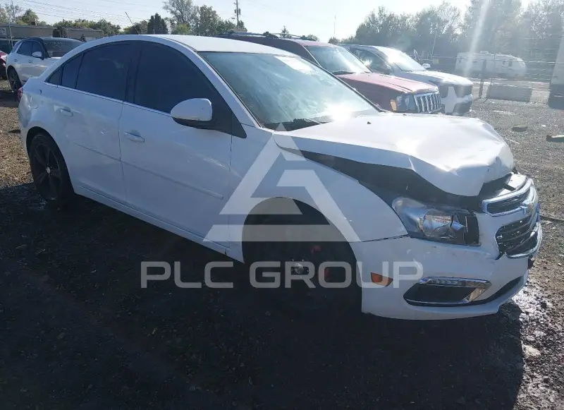 2016 Chevrolet Cruze photo