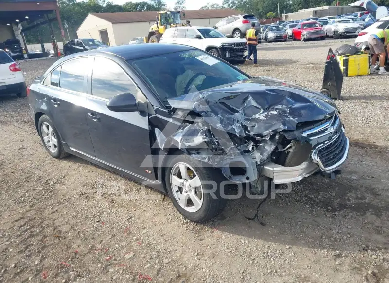 2016 Chevrolet Cruze photo