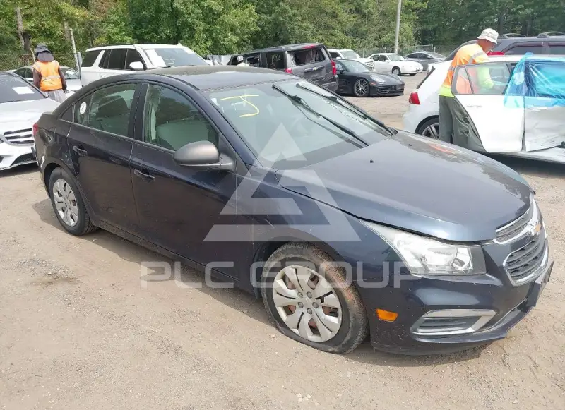 2016 Chevrolet Cruze photo