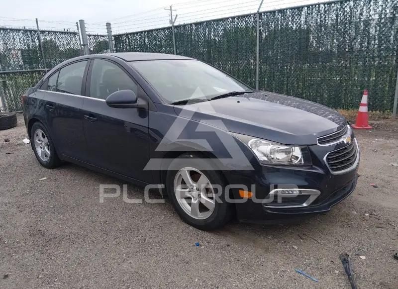 2016 Chevrolet Cruze photo