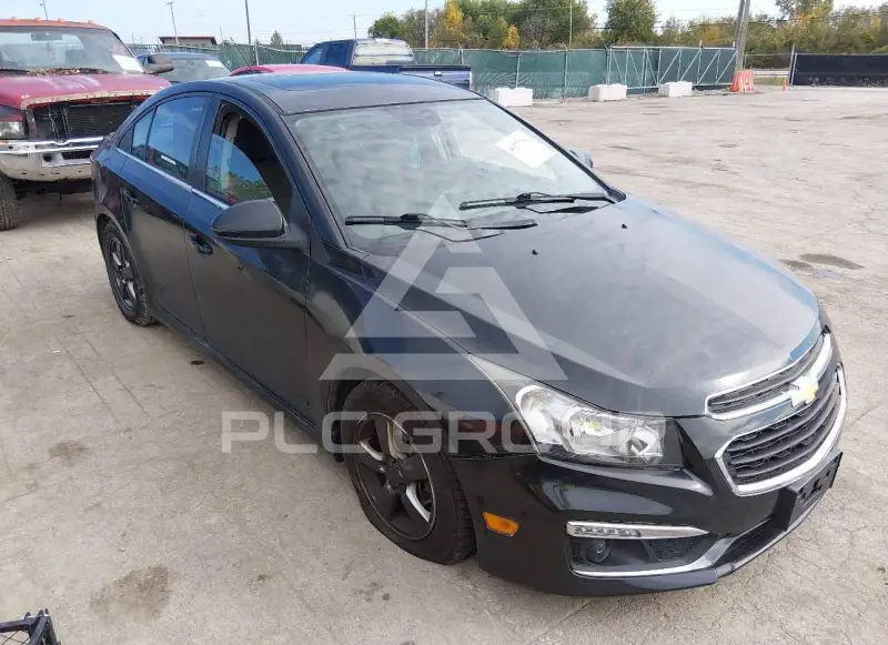 2016 Chevrolet Cruze photo
