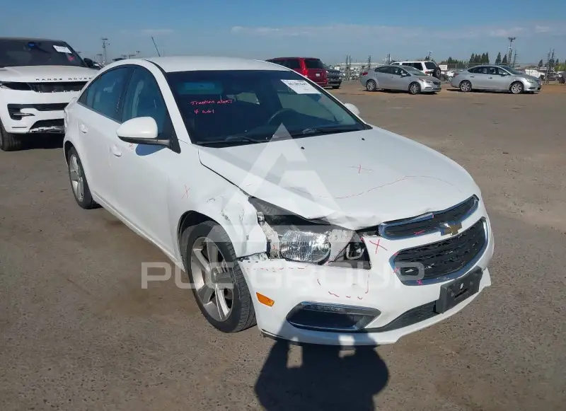 2016 Chevrolet Cruze photo