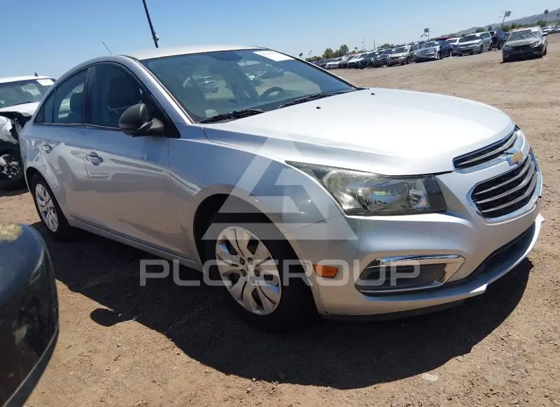2016 Chevrolet Cruze photo