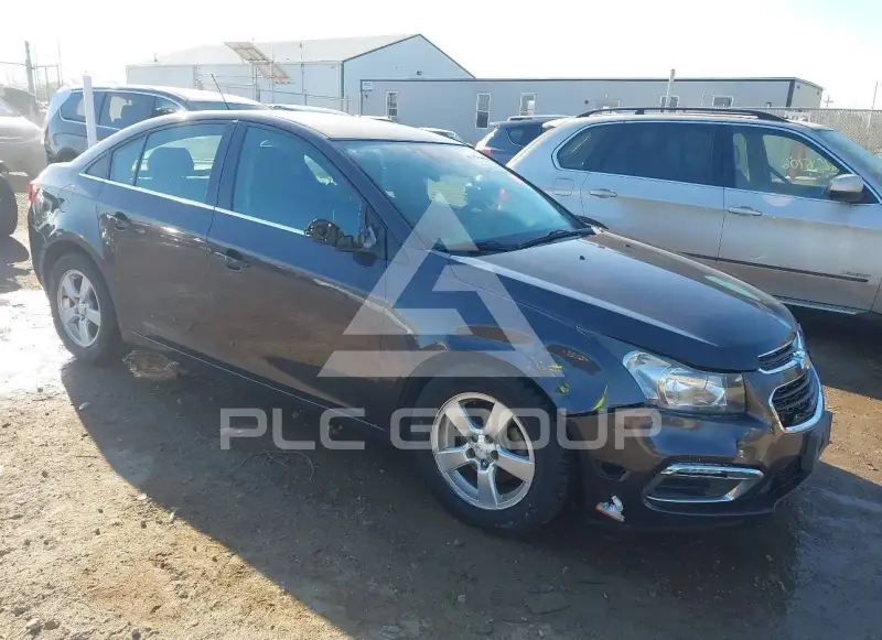 2016 Chevrolet Cruze photo