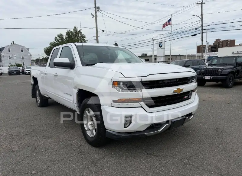 2016 Chevrolet Silverado фото