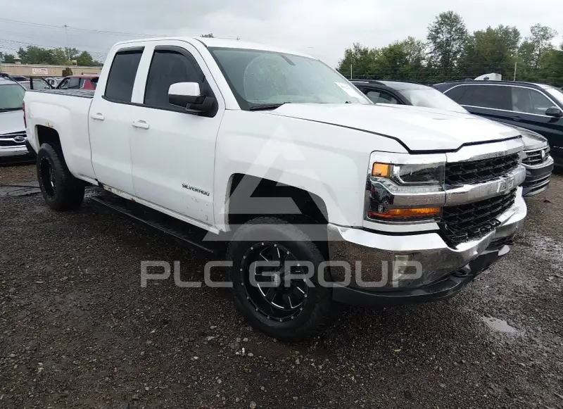 2016 Chevrolet Silverado photo