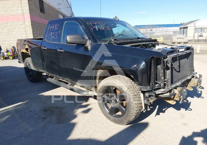 2016 Chevrolet Silverado photo