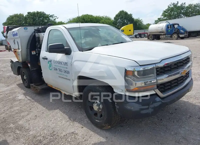 2016 Chevrolet Silverado photo
