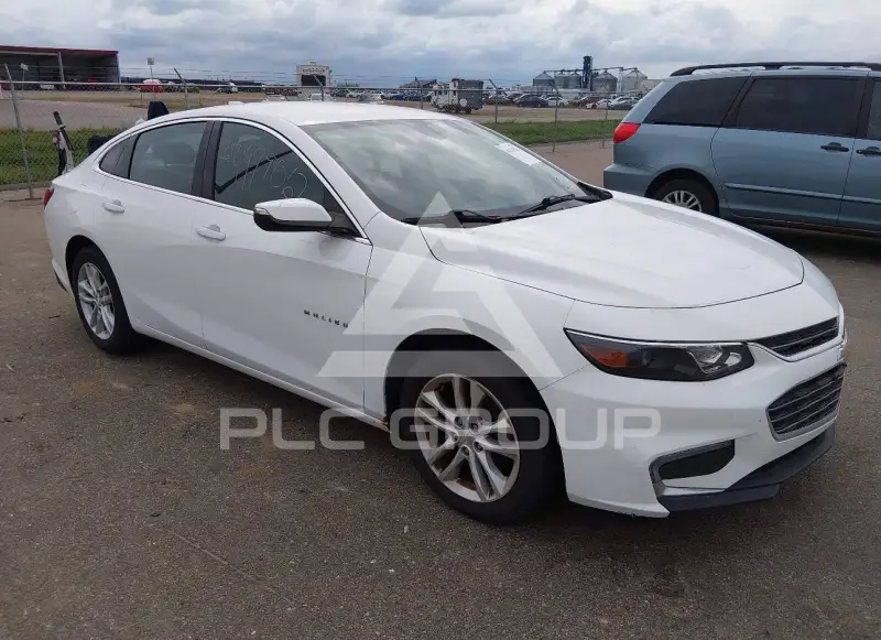 2016 Chevrolet Malibu photo