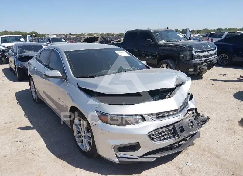 2016 Chevrolet Malibu photo