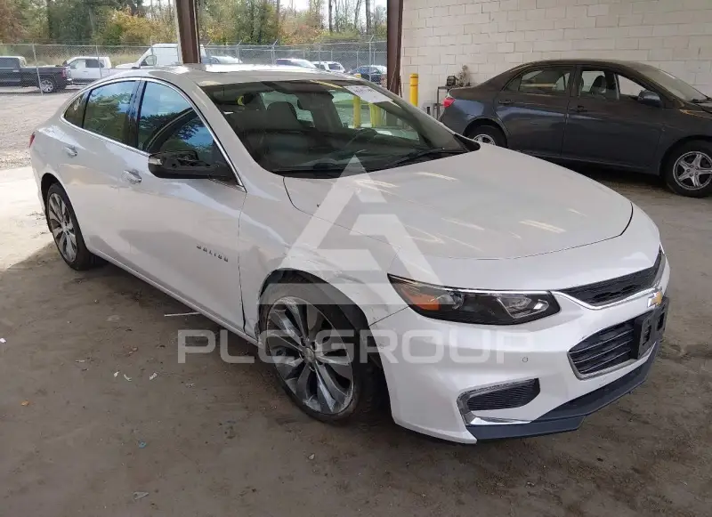 2016 Chevrolet Malibu photo