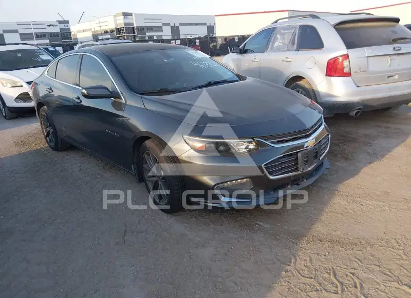 2016 Chevrolet Malibu photo