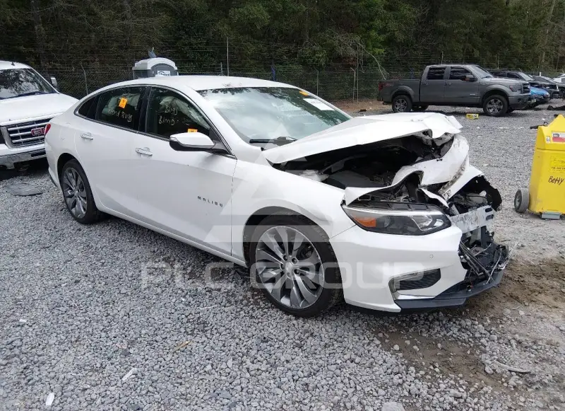 2016 Chevrolet Malibu photo