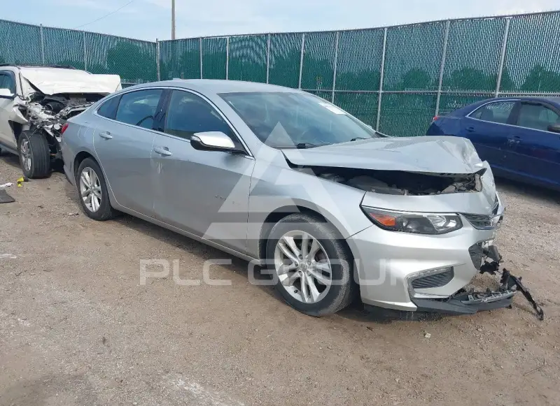 2016 Chevrolet Malibu photo