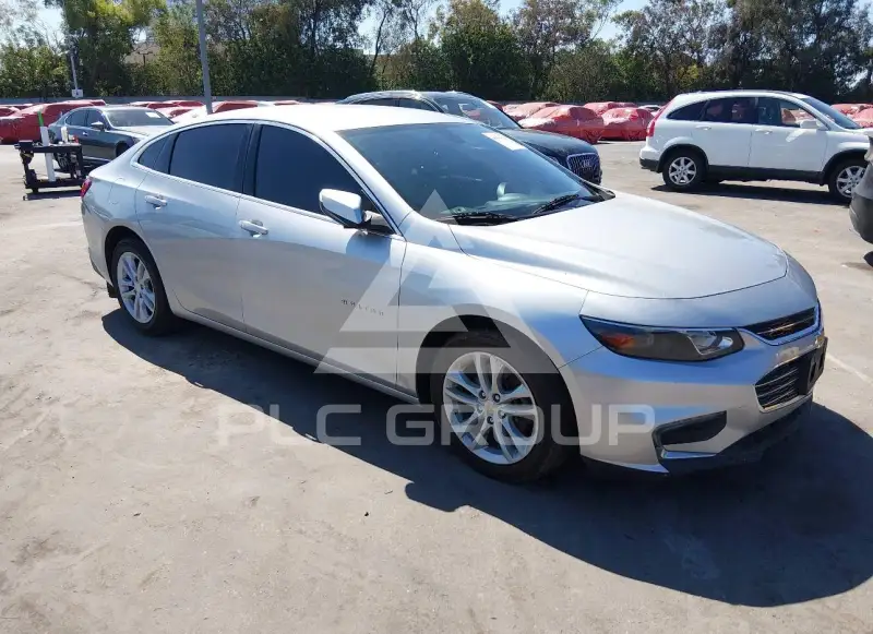 2016 Chevrolet Malibu photo